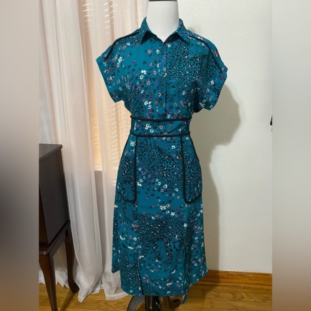 NWOT FLORAL DRESS 🌸